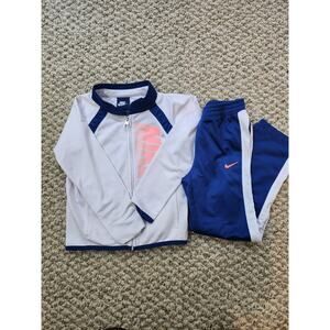 Nike Sweatsuit Girl's Size 6